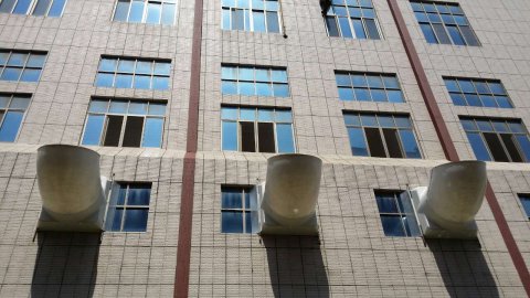 工廠車間通風(fēng)降溫設(shè)備怎么選擇,哪種設(shè)備適合工廠降溫通風(fēng)